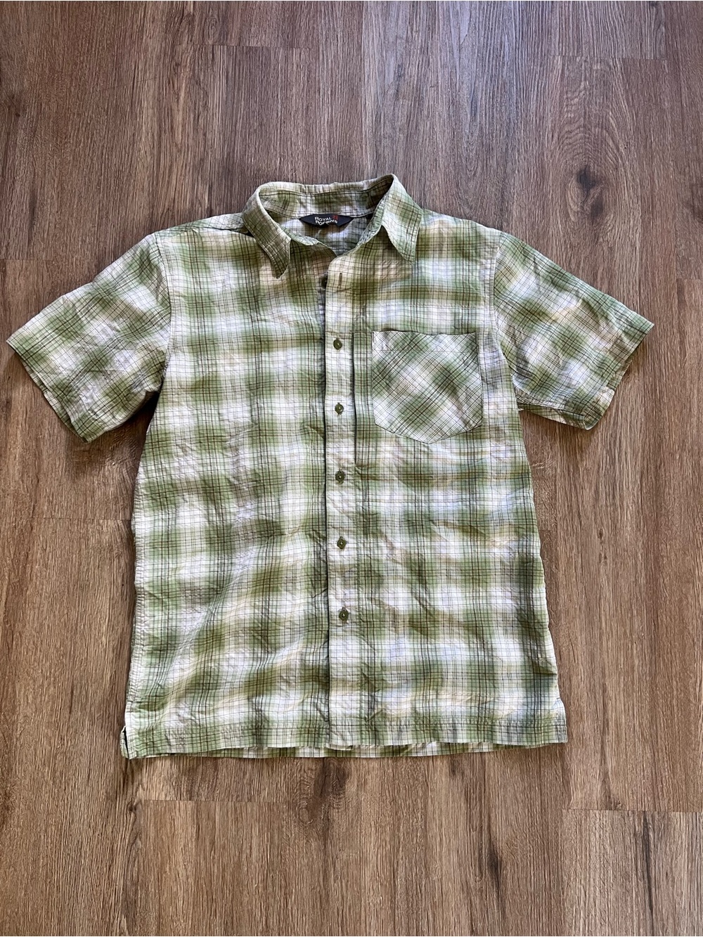 Royal Robbins Short Sleeve Button Shirt Men’s Small Green